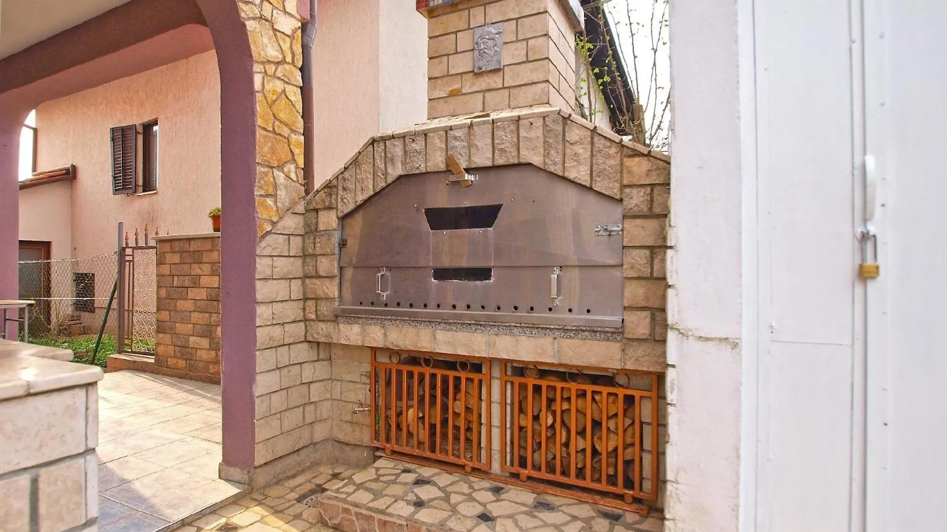 Apartment Ferienwohnung Fuer 2 Personen Ca 22 Qm In Fazana, Istrien Istrische Riviera Valbandon