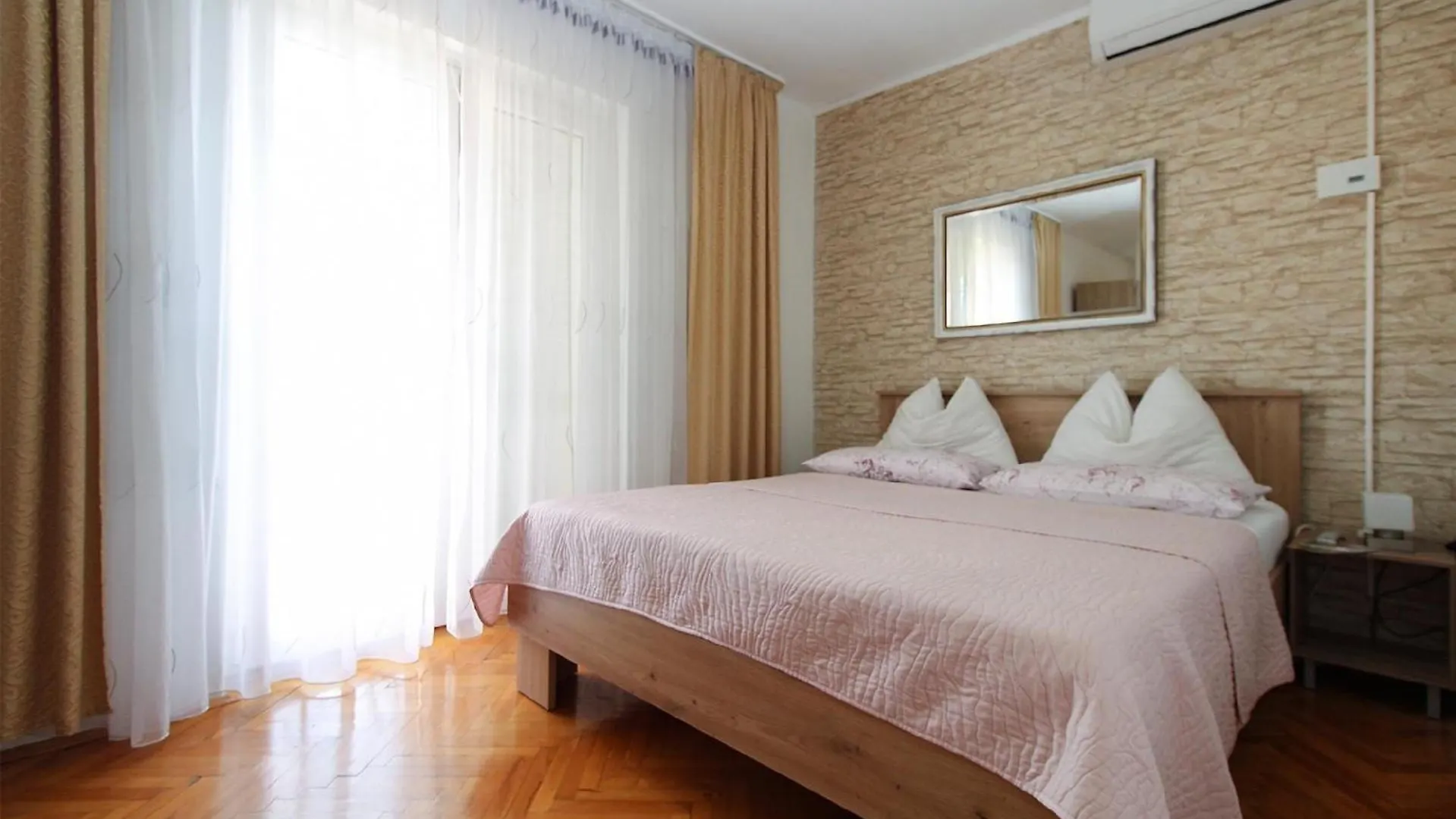 Apartment Ferienwohnung Fuer 2 Personen Ca 22 Qm In Fazana, Istrien Istrische Riviera Valbandon Croatia